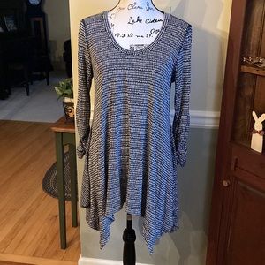Philosophy black/white tunic